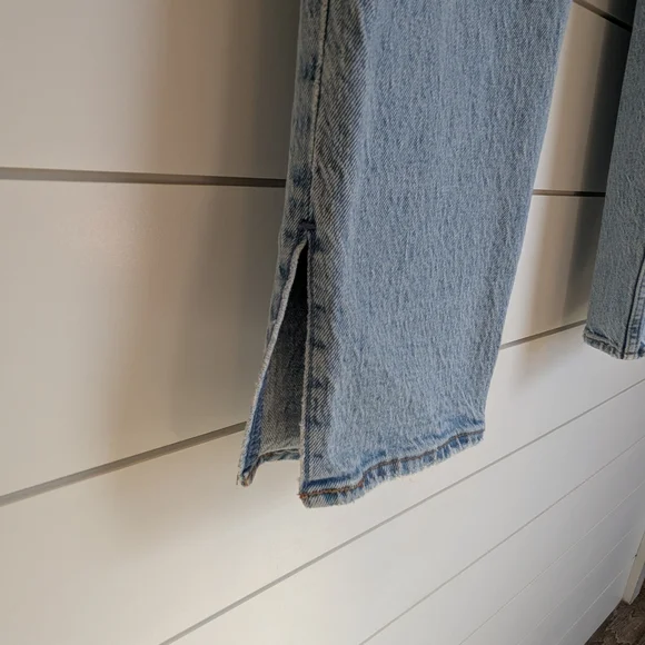 Abercrombie & Fitch 90s Straight High Rise Split-Vent Hem Size 28S / 6S - Picture 4 of 15
